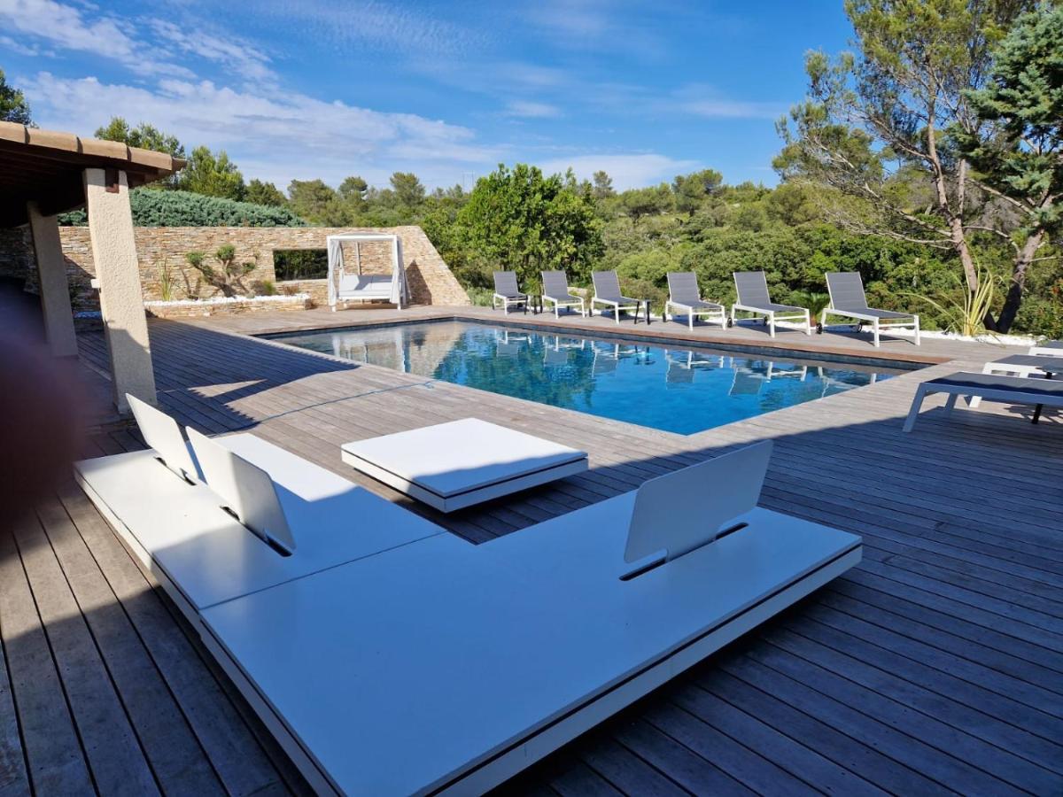 Magnifique Villa De Luxe Au Coeur De La Garrigue Nimes Bagian luar foto